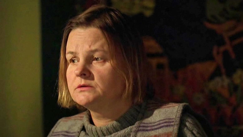 кадр из фильма Жить