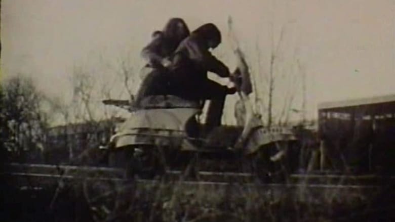 кадр из фильма Orfeo filmado en el campo de batalla