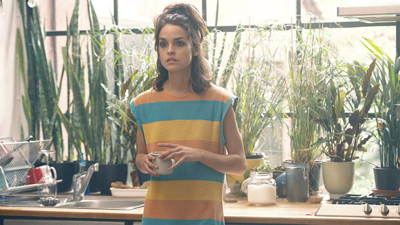 кадр из фильма Так близко к горизонту