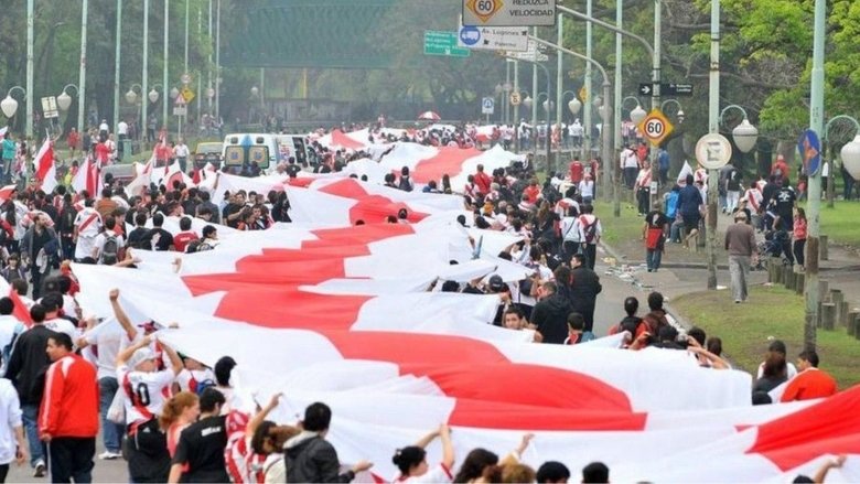 кадр из фильма Esos colores que llevás