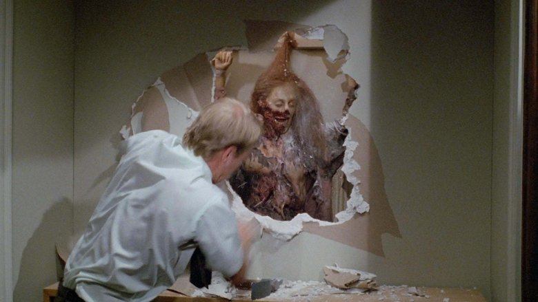 кадр из фильма Два злобных глаза