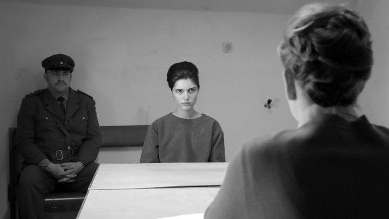 кадр из фильма Я, Ольга Гепнарова