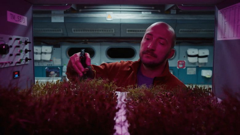 кадр из фильма Ти – Космос