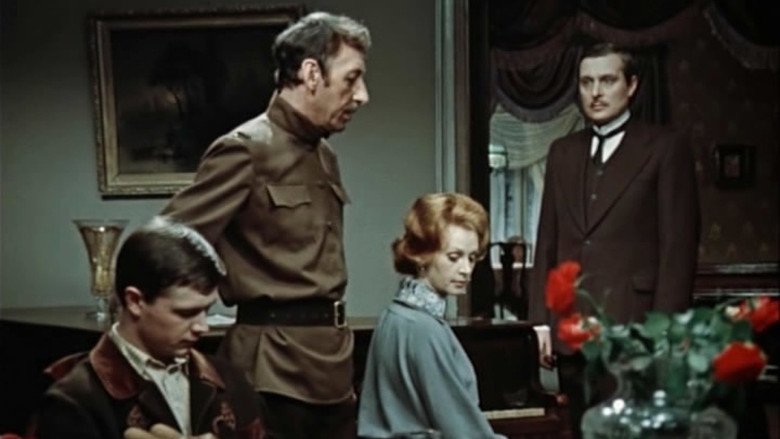 кадр из фильма Дни Турбиных