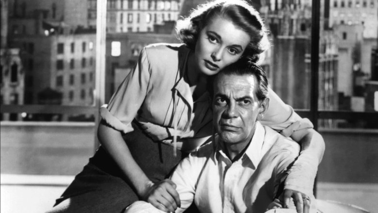 кадр из фильма Источник