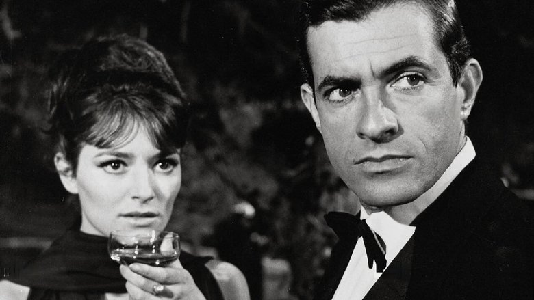 кадр из фильма Светлое будущее