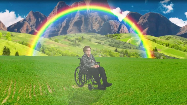 кадр из фильма Margie Soudek's Salt and Pepper Shakers