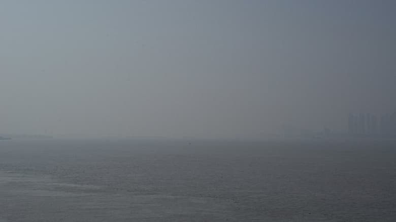 кадр из фильма 河流 奔跑着 倒映着