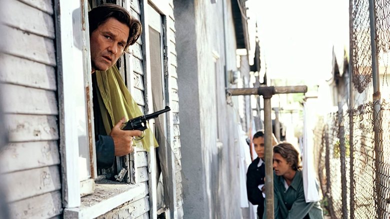 кадр из фильма Проклятый сезон