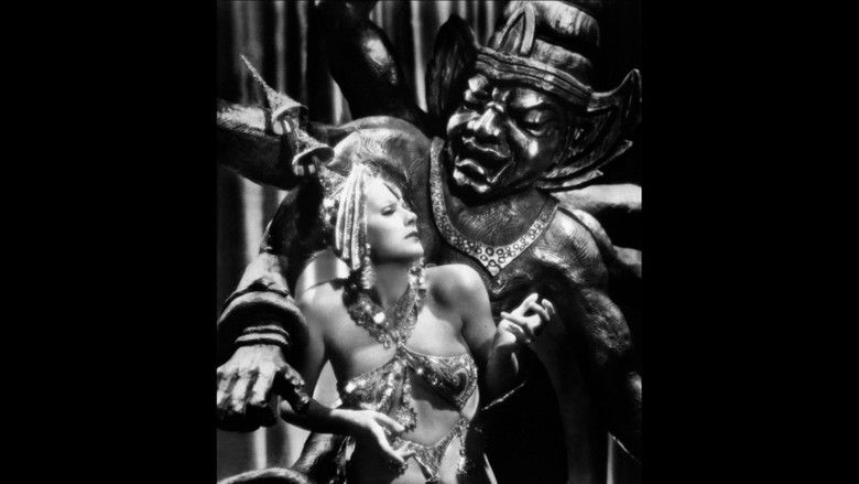 кадр из фильма Мата Хари