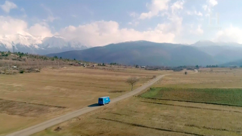 кадр из фильма L'Aquila: una città italiana