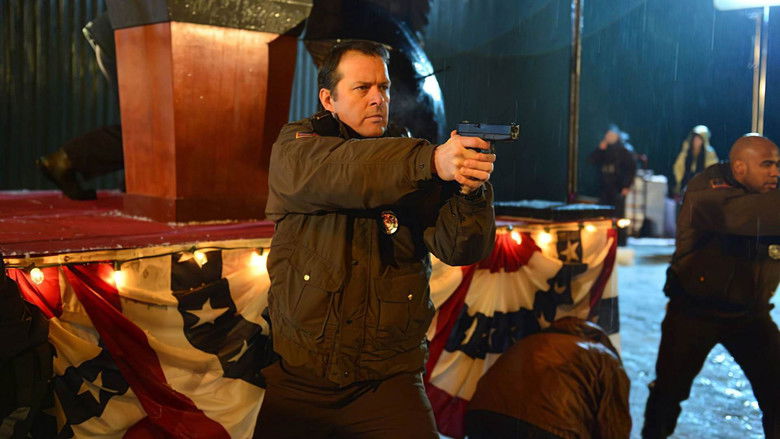 кадр из фильма В осаде