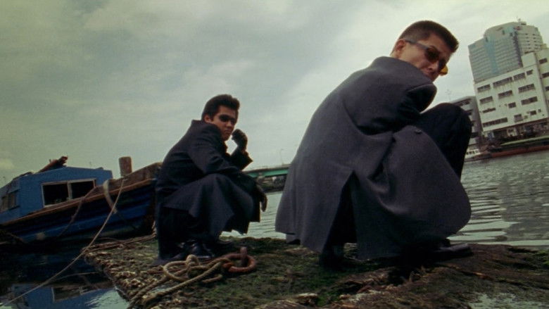 кадр из фильма Живым или мёртвым