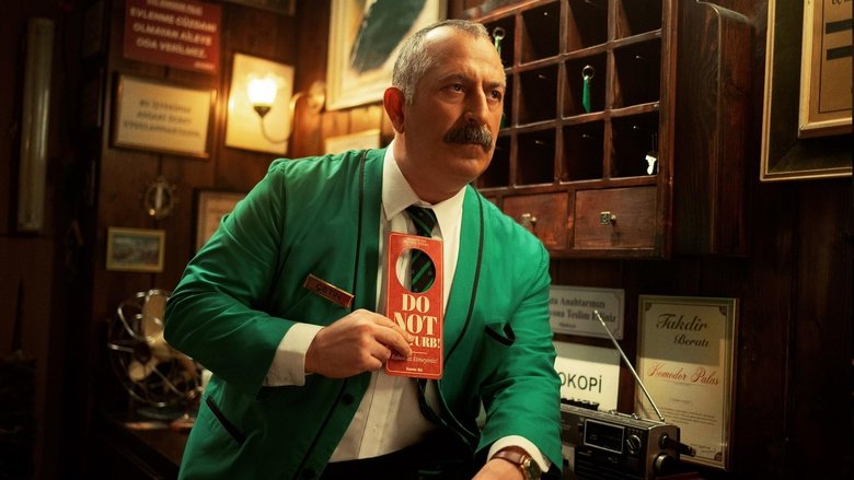 кадр из фильма Do Not Disturb