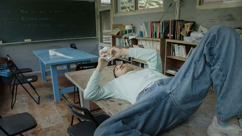 кадр из фильма 雙面曹里歐