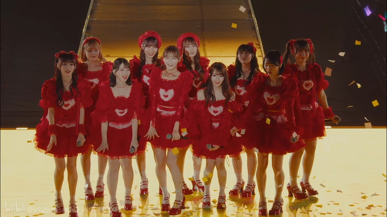 кадр из фильма =LOVEアリーナツアー2025「~Timeless Tales~」埼玉・さいたまスーパーアリーナ公演