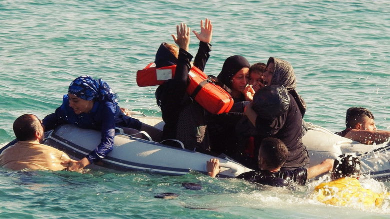 кадр из фильма Yüzme Öğreniyorum