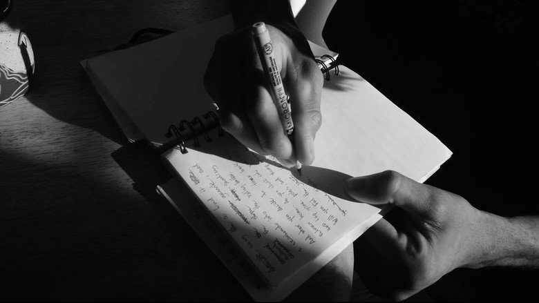 кадр из фильма The Blackcountry Journal