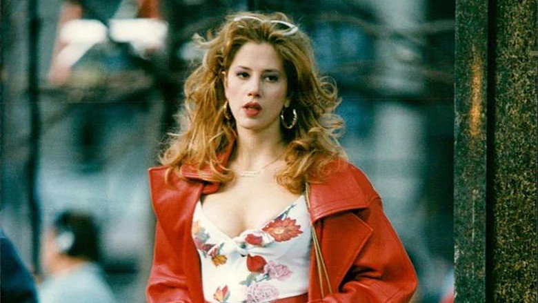 кадр из фильма Великая Афродита