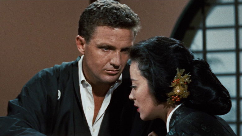 кадр из фильма Дом из бамбука