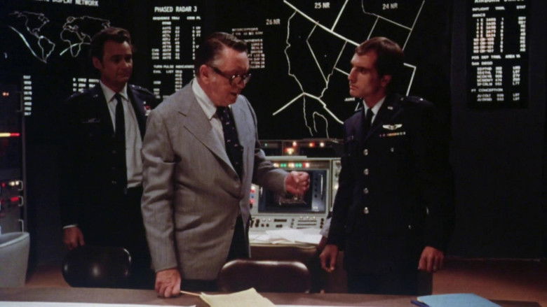 кадр из фильма Враги