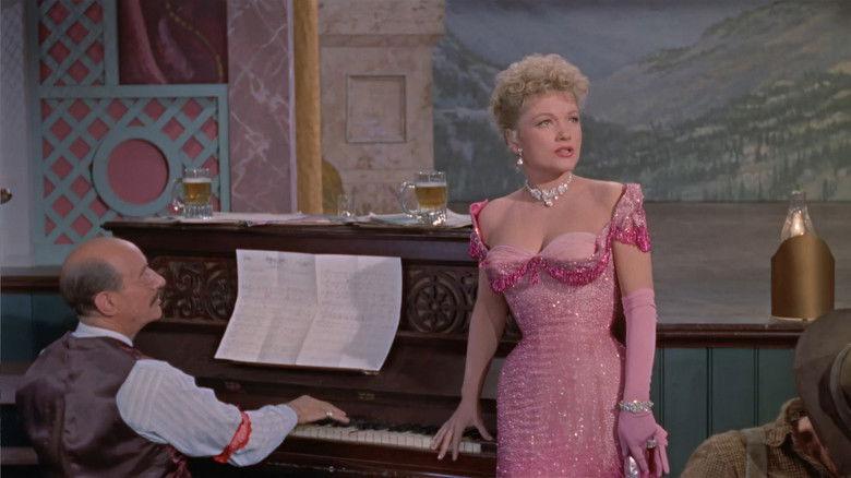 кадр из фильма Негодяи