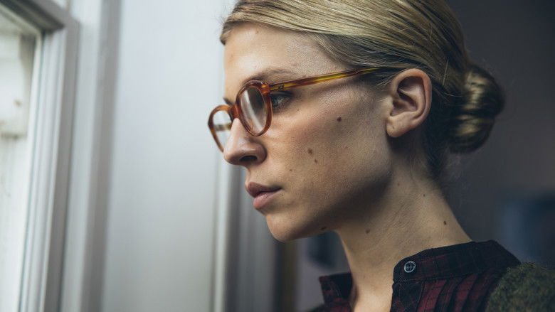 кадр из фильма Этажом ниже