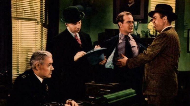 кадр из фильма Pier 13