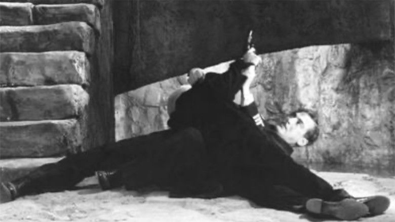 кадр из фильма Secret of the Blue Room