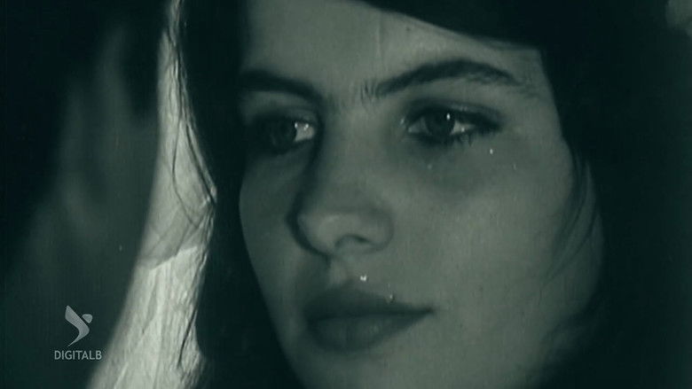 кадр из фильма Nusja dhe shtetrrethimi