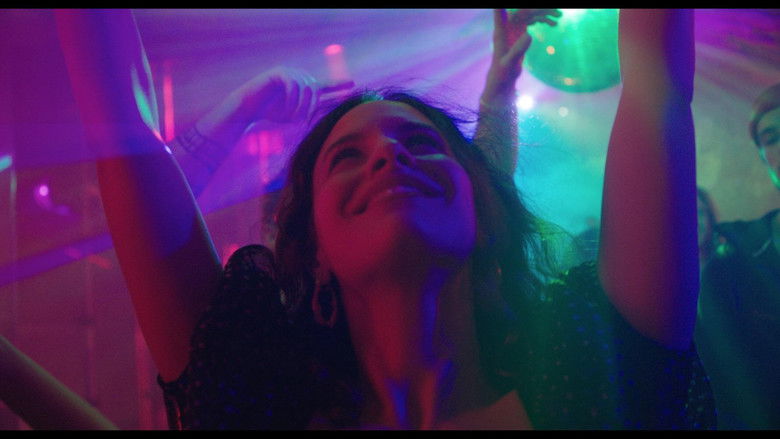 кадр из фильма Trop d'amour