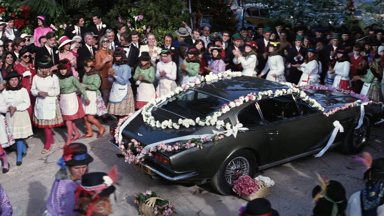 кадр из фильма 007: На секретной службе Её Величества