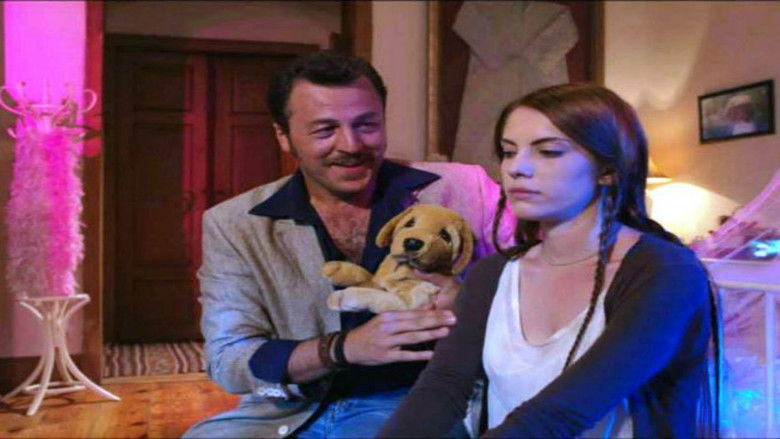 кадр из фильма Kızım İçin