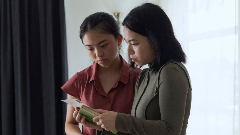 кадр из фильма It Lies at Night