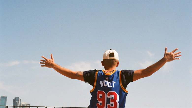 кадр из фильма WICKET