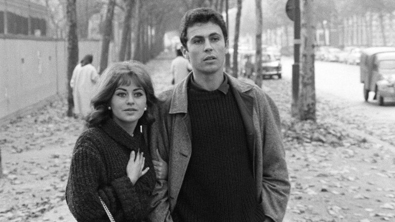 кадр из фильма Любовь у моря