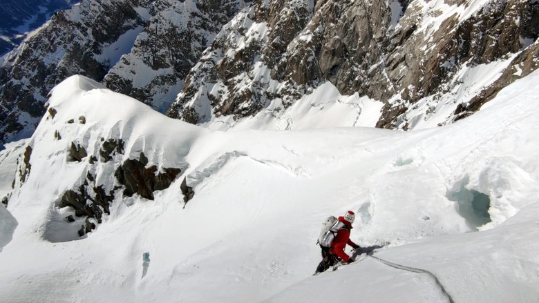 кадр из фильма No Siesta - Christophe Dumarest & Tom Livingstone