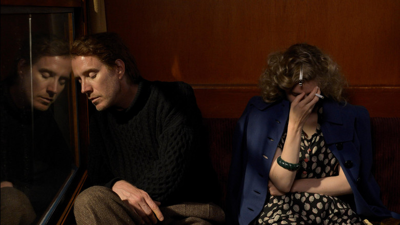 кадр из фильма Дилан Томас. Любовник и поэт