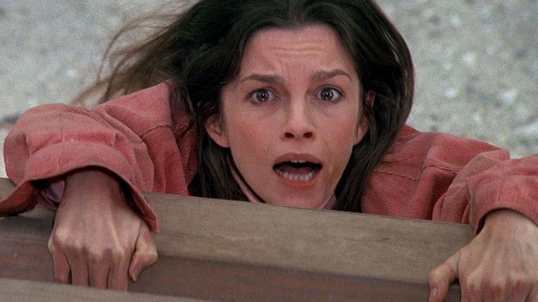 кадр из фильма Землетрясение