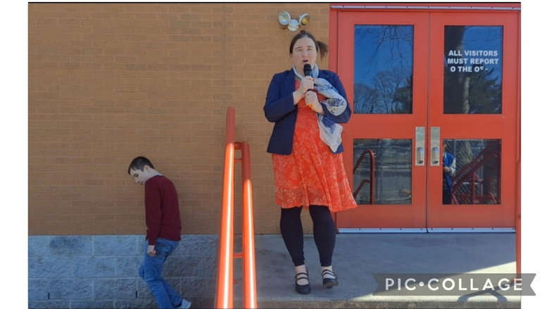 кадр из фильма Shout!: A Scream parody