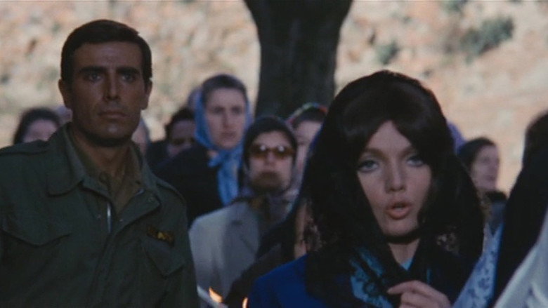 кадр из фильма Соль на рану