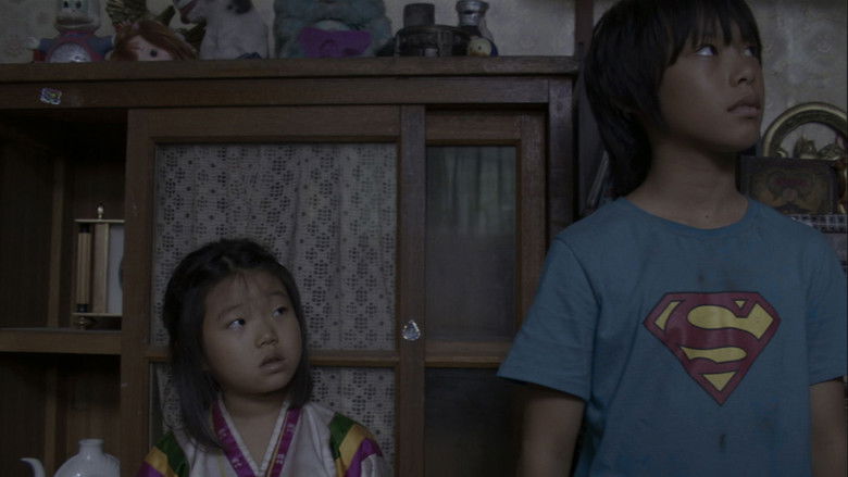 кадр из фильма 사사건건