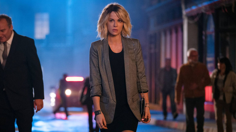 кадр из фильма Красотка на взводе