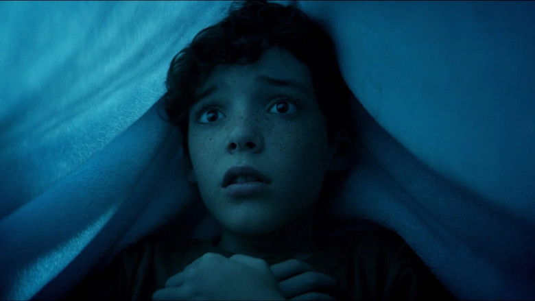 кадр из фильма Witches in the Window