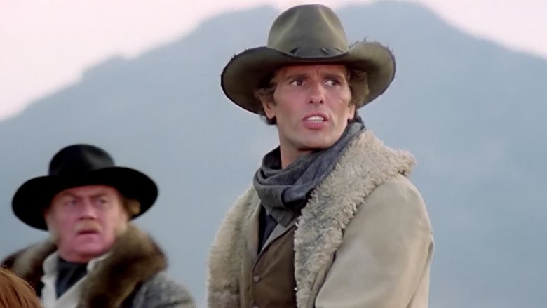 кадр из фильма Серебряное седло