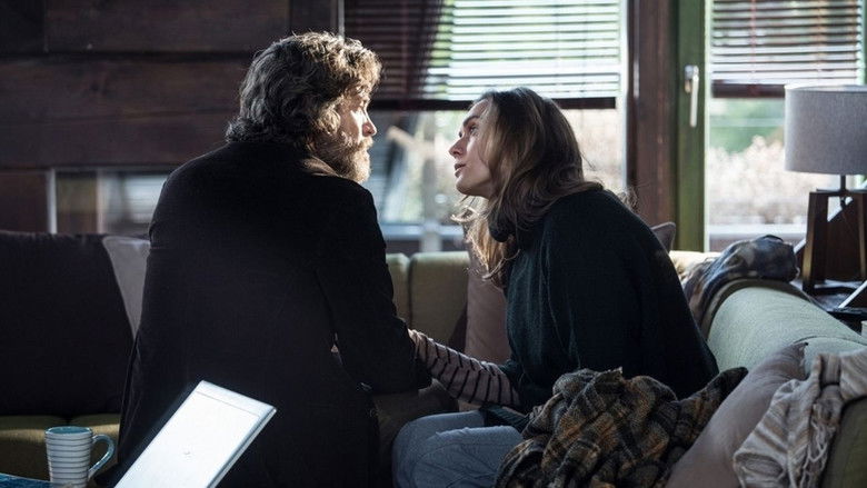 кадр из фильма Девушка в тумане