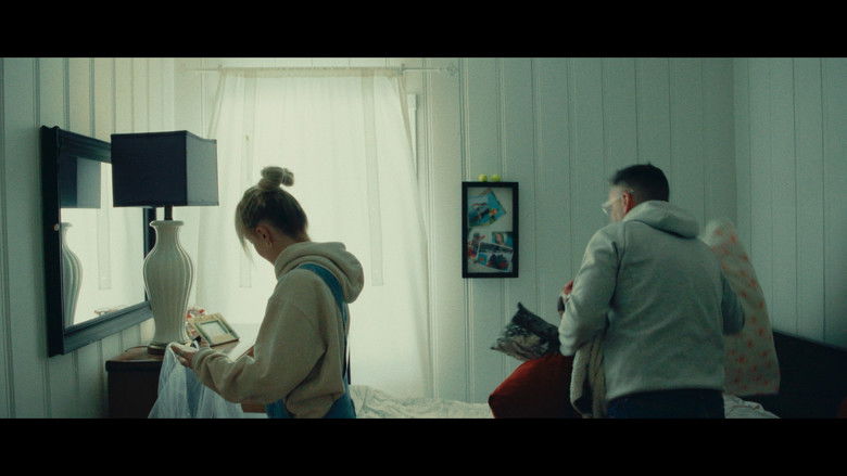 кадр из фильма PUD'CHALET