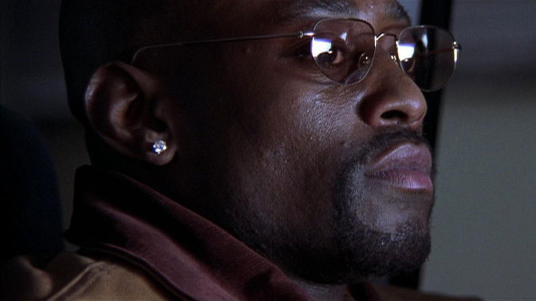 кадр из фильма На дне бездны