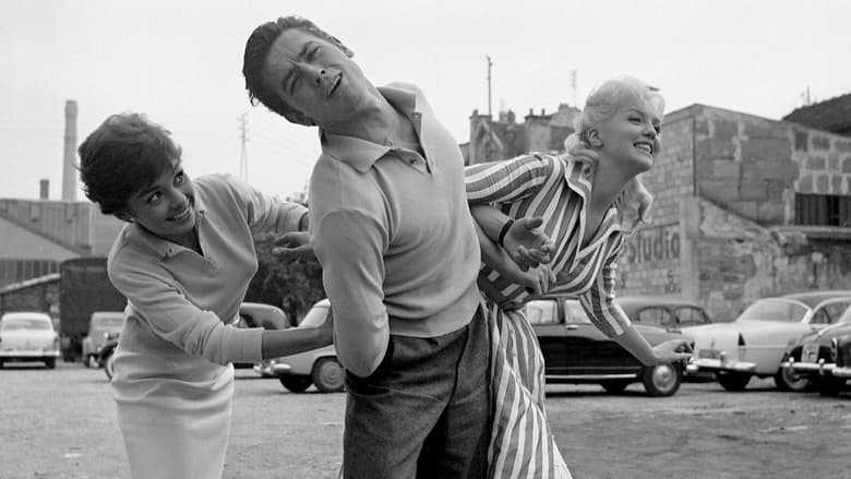 кадр из фильма Слабые женщины