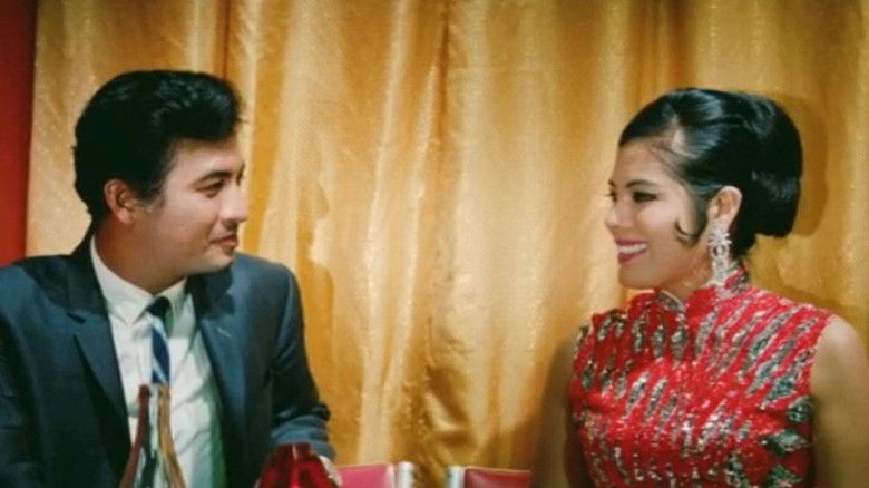 кадр из фильма ทรชนคนสวย